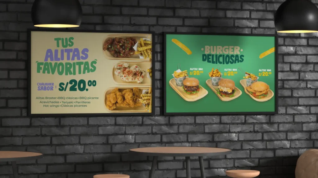 Equipo creativo de Roma Agencia desarrollando diseño publicitario